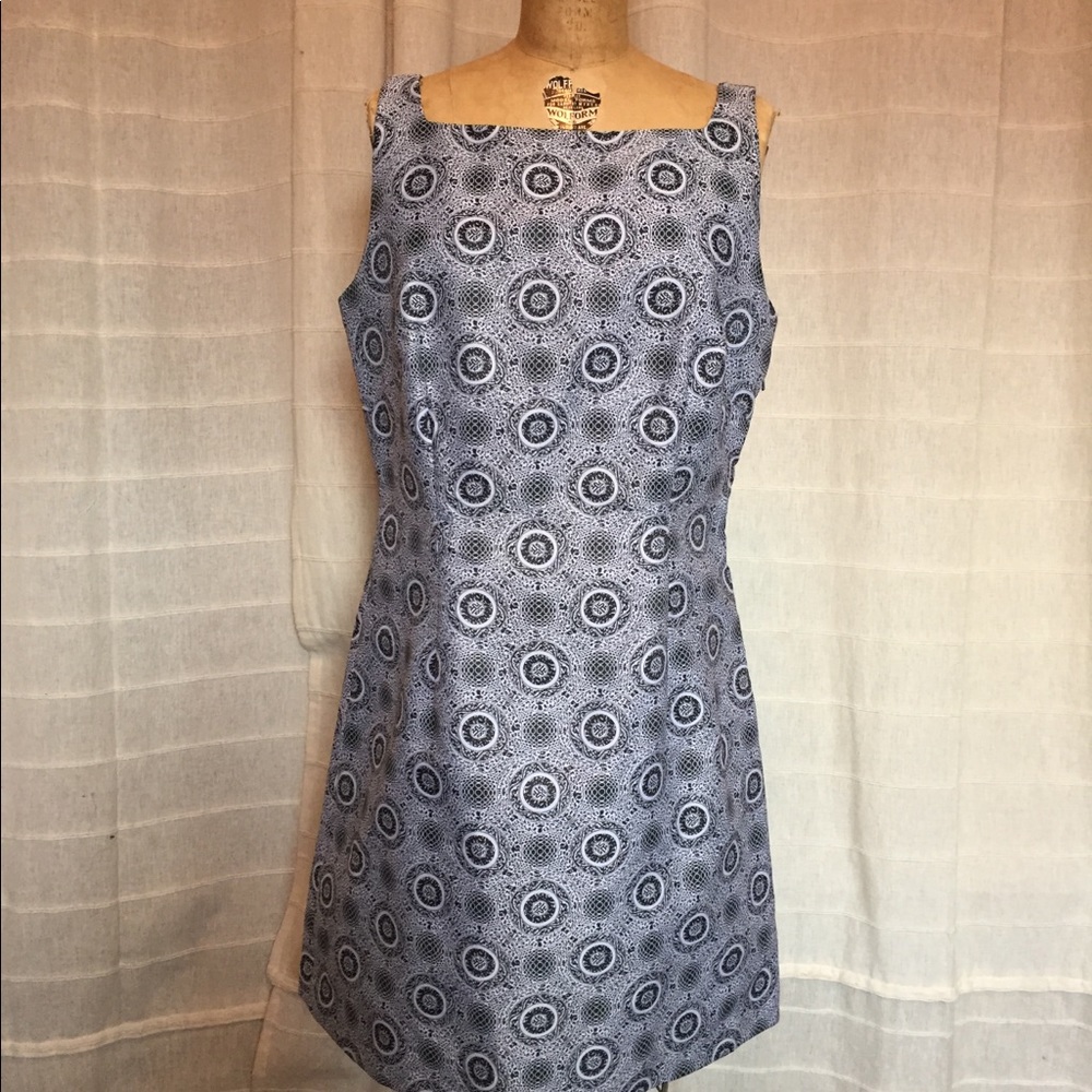 Vivienne Tam Sport sheath dress
